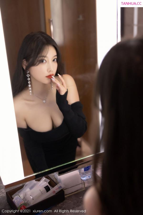 杨晨晨 sugar小甜心CC 杨晨晨的黑色服饰 婀娜动人透着光第36张图片